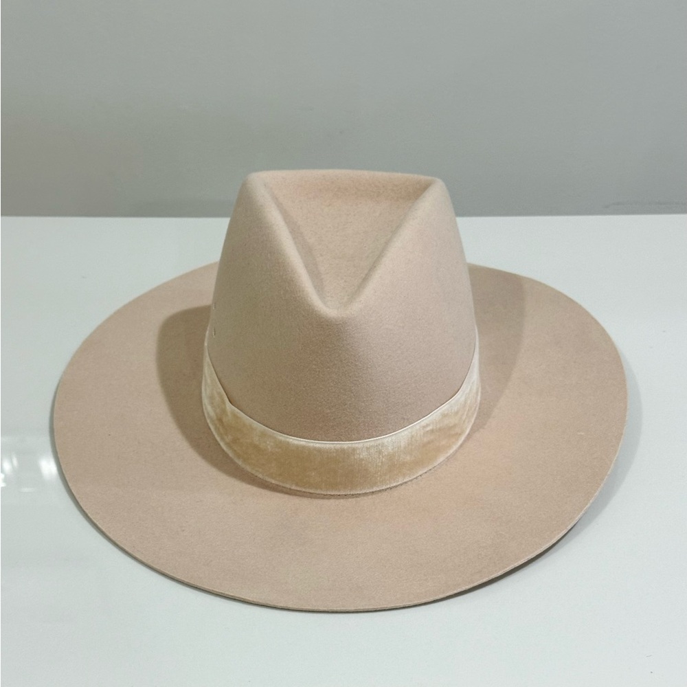 Lack Of Color Beige Wide Brim Felt Fedora. Size Small. NWT